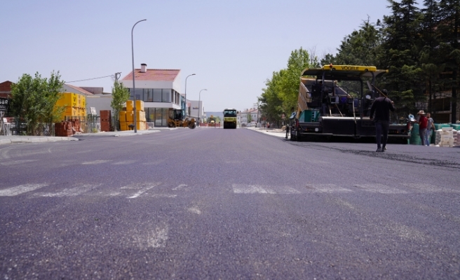 Baksan Sanayi Sitesi'nde asfalt çalışmaları sürüyor